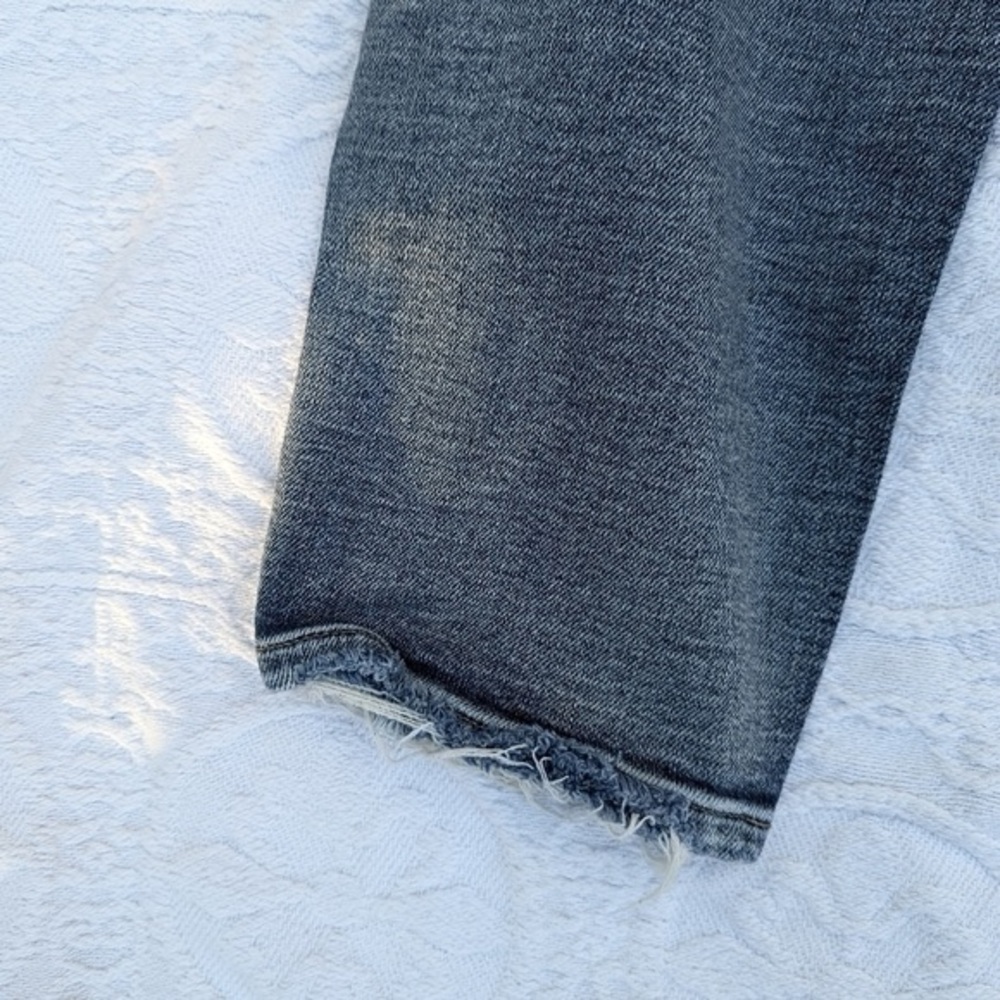 Maurices║High Rise Ripped Jeans║Size 10 - Picture 5 of 6